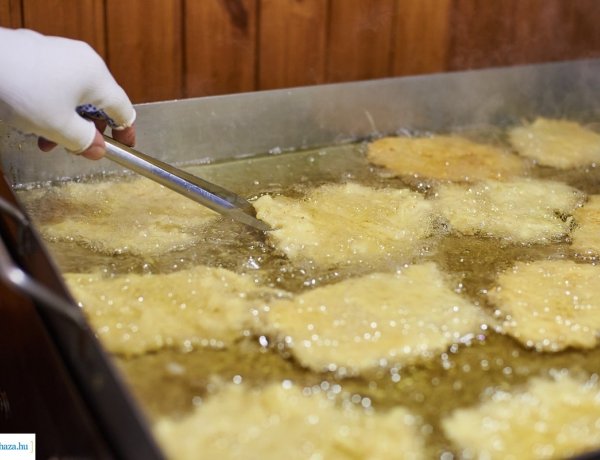 Ingyenes lapcsánka várja csütörtök délutánonként a forgatagban sétálókat