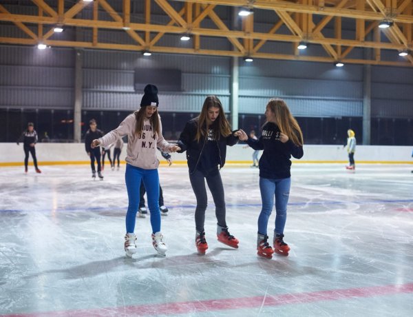 Szeretsz korcsolyázni? Akkor ott a helyed a nyíregyházi Jégkalandon!