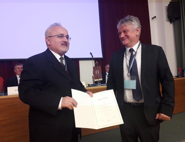 Rangos elismerés a Nyíregyházi Egyetem munkavédelmi szakember és szakmérnök képzésének