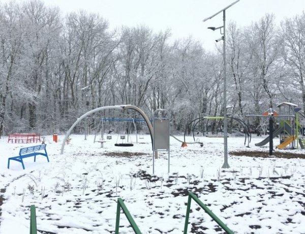 Új pihenőpark várja a kikapcsolódni vágyókat a belvárostól pár perc sétára!