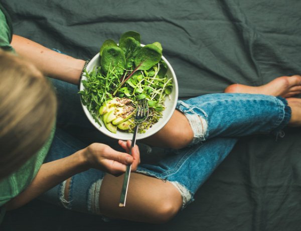 Ételek az év végi szorongás és stressz ellen -  Fogyasszunk minél több zöldséget
