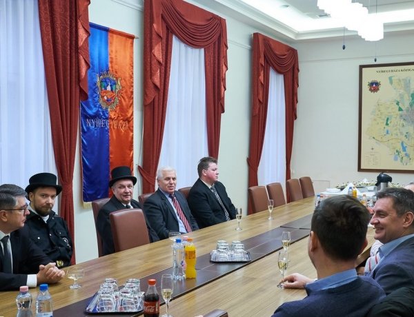 A sajtó munkatársait is köszöntötték a Városházán, sőt évet is értékeltek!