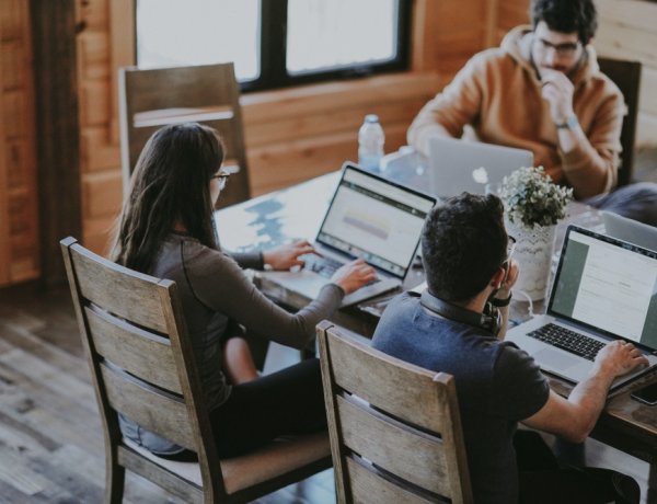 Egyre több a tanuló vagy dolgozó fiatal Magyarországon - Folyamatosan nő a javulás mértéke