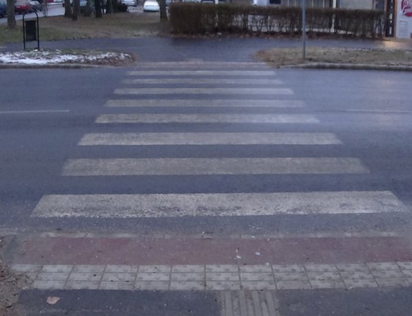 Gyalogost gázoltak a Szalag utca egyik kijelölt gyalogos-átkelőhelyén