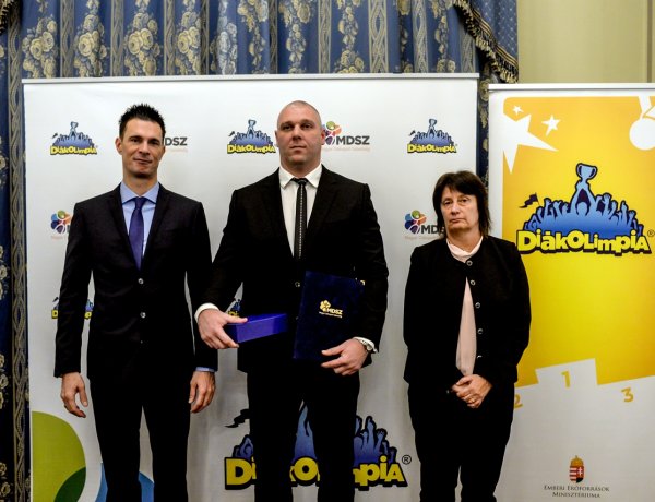 Az év testnevelője a megyében - nyíregyházi pedagógus vehette át az elismerést