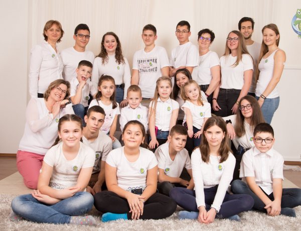 Gyermekdiabétesz világnapja - A Nyír-Diabet Egyesület fotózást szervezett