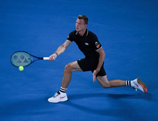 A szettgyőzelem sikerült Federer ellen, de a világ egyik legjobbja legyőzte Fucsovicsot