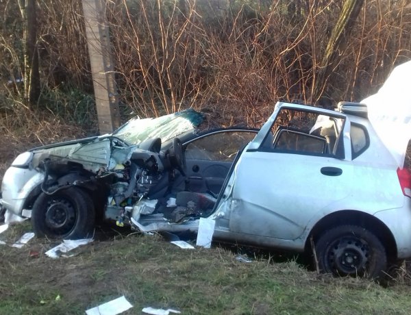 Megrázó helyszíni felvételek a Westsik Vilmos utcán történt balesetről – Egy súlyos sérült