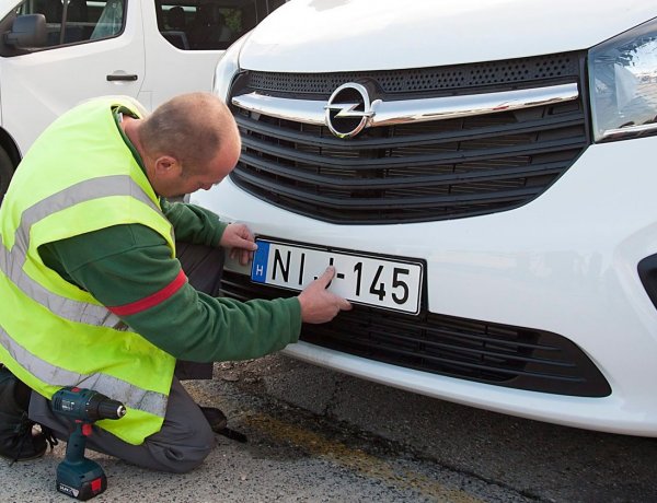 Hamarosan elfogynak a hárombetűs-háromszámos rendszámok – Mire számíthatunk?