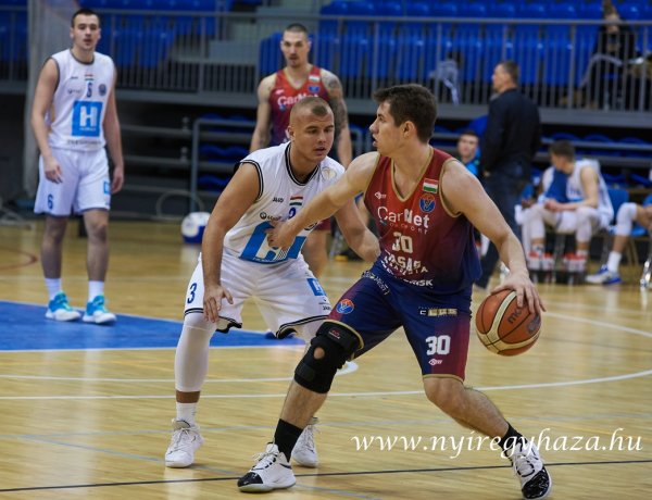 Nem borult a papírforma - a Nyíregyháza esélyeshez méltón nyert a Pécs ellen