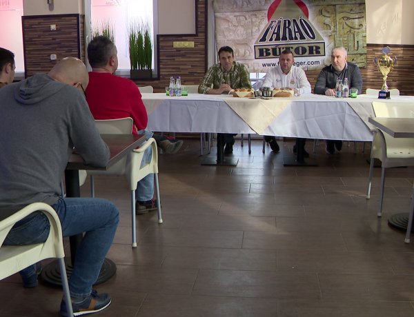 Teremtorna - negyven év fölötti labdarúgók léphetnek pályára a pénzdíjas versenyen