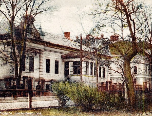 Amiről az utcák mesélnek... - A Hungária gőzfürdőtől a Szindbádig 