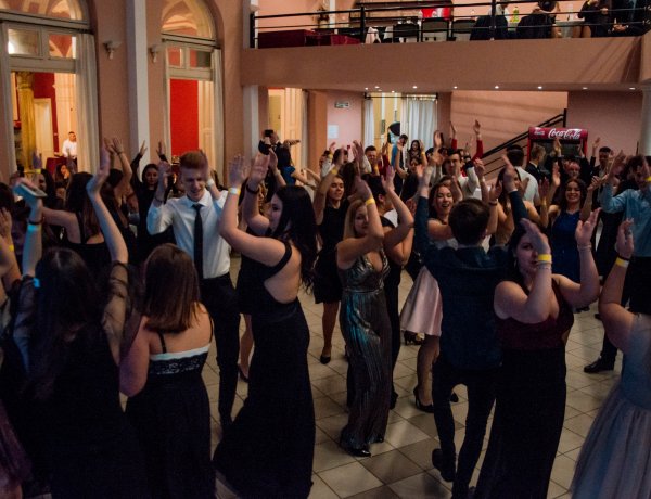 Pezseg a nyíregyházi diákélet – A fiatalok még több rendezvényt szeretnének