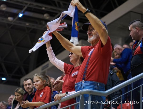 Gyertek, és szurkoljatok, mert fontos meccs vár a csapatra - üzente a Fatum ütője