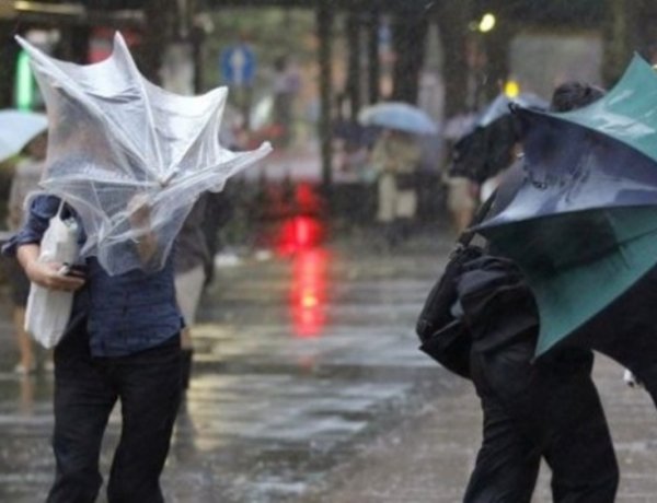 Elsőfokú riasztást adtak ki az ország nagy részére: viharos szél és zivatarok