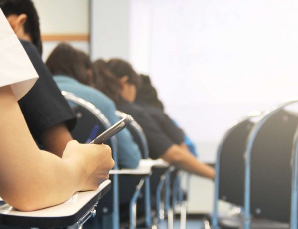 Javultak a felsőoktatásba készülő diákok esélyei – Fokozatosan nőnek az ösztöndíjak is