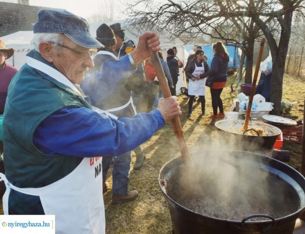 15 ezer adag étel készül a Disznótoros Fesztiválon! - Ebédeljen ma a Sóstói Múzeumfaluban!