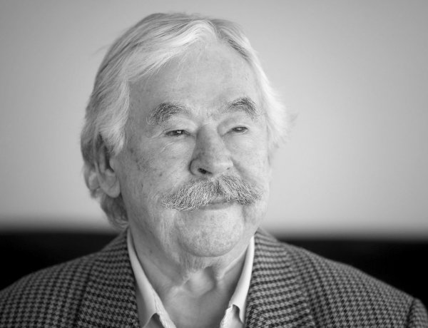 Elhunyt a legnagyobb magyar mesélő – Milliók nőttek fel a történetein