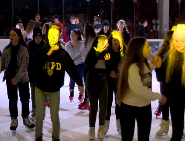 Igazi közösségi tér lett a Nyíregyházi Jégpálya – Köszöntötték a harmincezredik látogatót