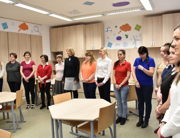 A LEGO-s módszertani ismeretekhez készletet is kaptak a pedagógusok