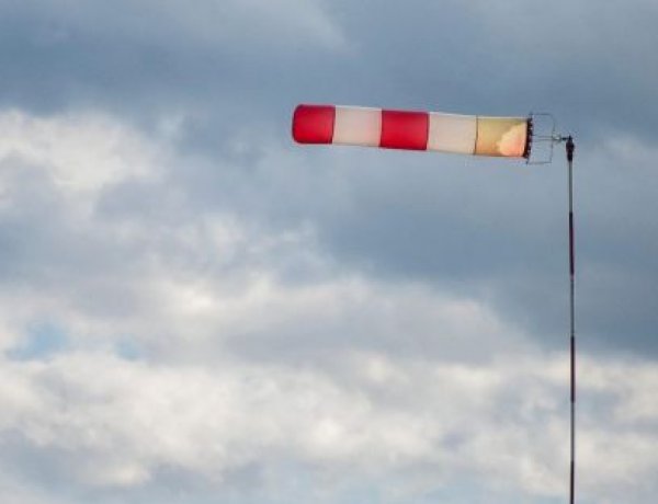 Széllökésekre és zivatarokra figyelmeztet a meteorológia – Nálunk már napos idő várható