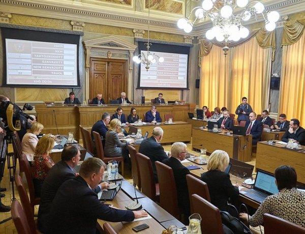 A civil szervezetek támogatásáról is döntött a közgyűlés csütörtökön