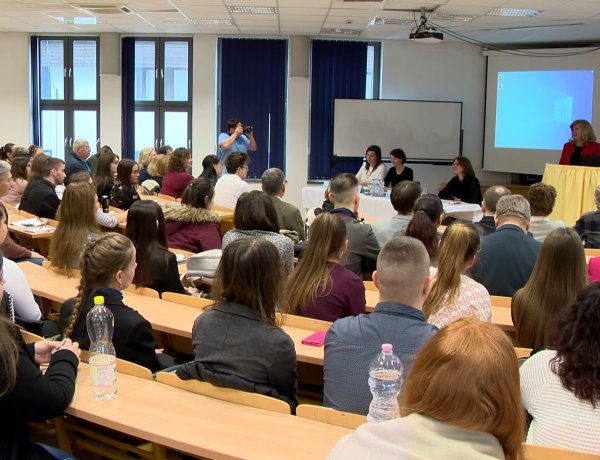 Tudományos Diákköri Konferenciát tartottak a Debreceni Egyetem Egészségügyi Karán