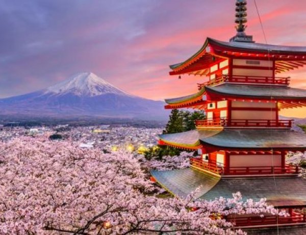 ELMARAD! - 80 nap alatt a Föld körül Páll Istvánnal: Japán, a Városmajori Művelődési Házban 