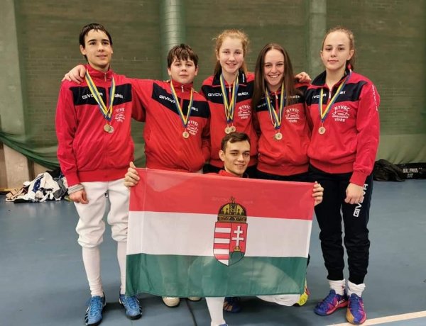 Pengeforgatás Svédországban - Nyíregyházi kardozók a nemzetközi tornán