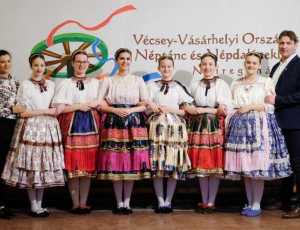 „Járd ki lábam, járd ki most" – Országos versenyen a Szent Imre néptáncosai