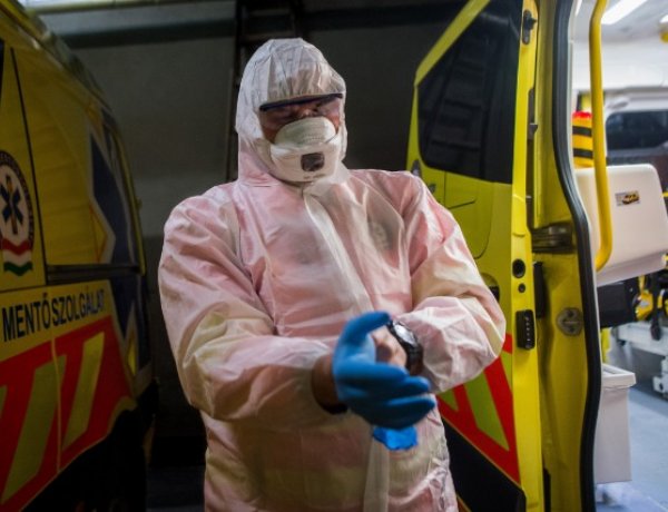 Újabb három iráni egyetemistát diagnosztizáltak koronavírus-fertőzéssel