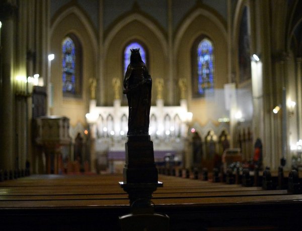 Magyar Katolikus Püspöki Konferencia: Nem zárják be a katolikus templomokat