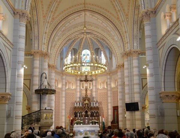 Nem maradnak el misék, istentiszteletek a történelmi egyházak beérkezett jelzései alapján