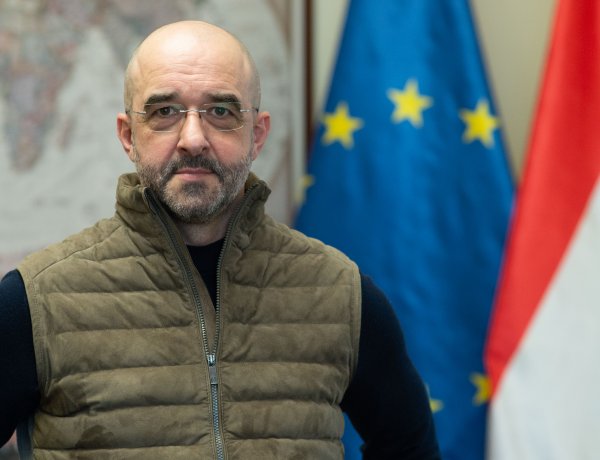 Újabb videó! Kiemelten figyeljünk az idősekre – Vigyázzunk egymásra!