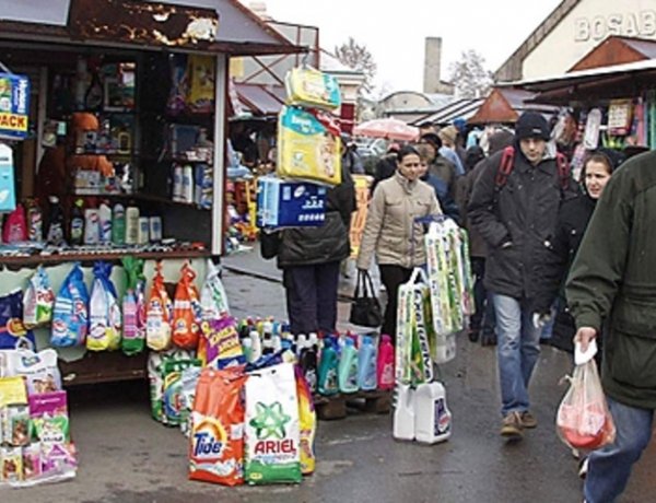 Bezár Nyíregyházán a Tokaji úti Használt - és Iparcikk Piac (KGST)