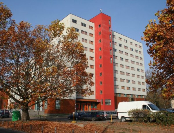 Kollégiumi kiürítés a Nyíregyházi Egyetemen - Azonnali hatályú intézkedés