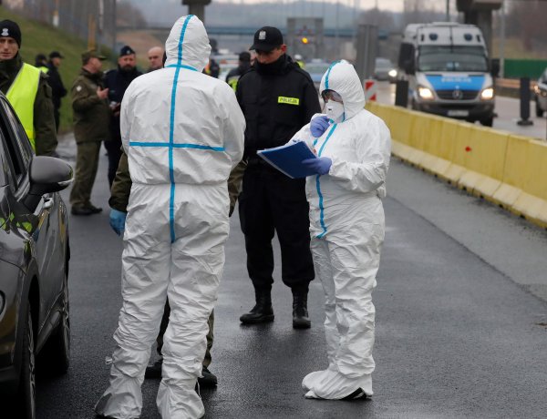 Újabb intézkedéseket vezet be Magyarország a koronavírus terjedésének lassítására