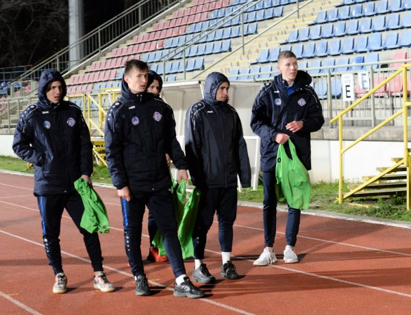 Magyar futball bajnokságok - Felfüggesztette a szezont az MLSZ