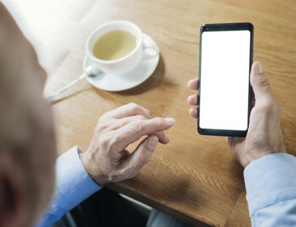 Figyelem! Csalók próbálkoznak az időseknél veszélyhelyzet idején?