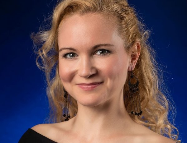 Imádnivaló videóüzenetben hívja fel a kézmosás fontosságára a figyelmet Fridrik Noémi