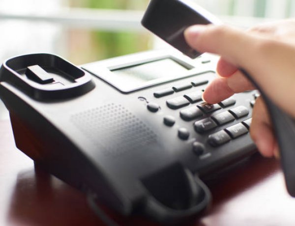 Egyszerűsített a telefonos ügyintézésen a Nemzeti Adó- és Vámhivatal