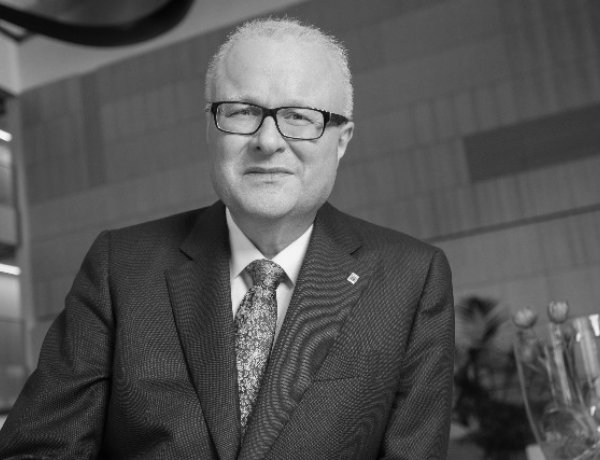 Öngyilkos lett a németországi Hessen tartomány pénzügyminisztere