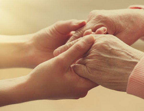 A Nyíregyházi Szociális Gondozási Központban kiemelten figyelnek az idős gondozottakra