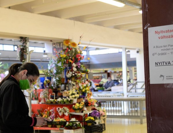 Jó hír: meghosszabbították a Búza téri piac nyitvatartási idejét!