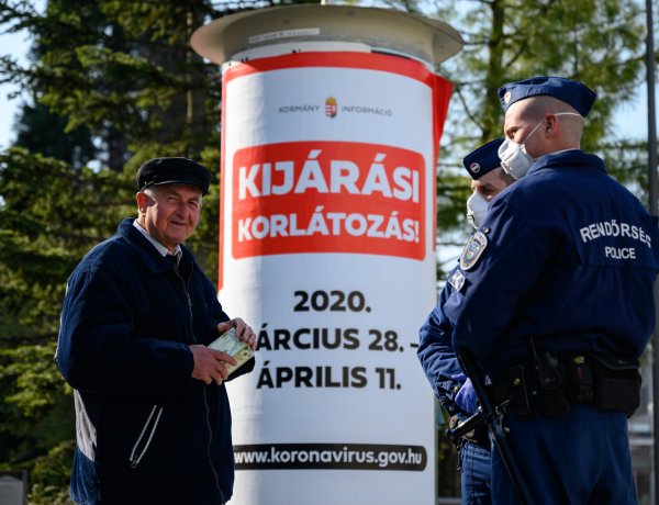 A korlátozások és a hatósági házi karantén is a járvány lassítását szolgálja
