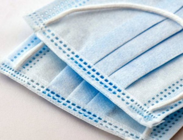 Újabb, szájmaszkokkal üzletelő csalót tartóztattak le: kézfertőtlenítőt is árult