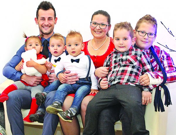 Milyen hármas ikrekkel karanténban? Olvassa a szerdai Nyíregyházi Naplót, digitálisan!