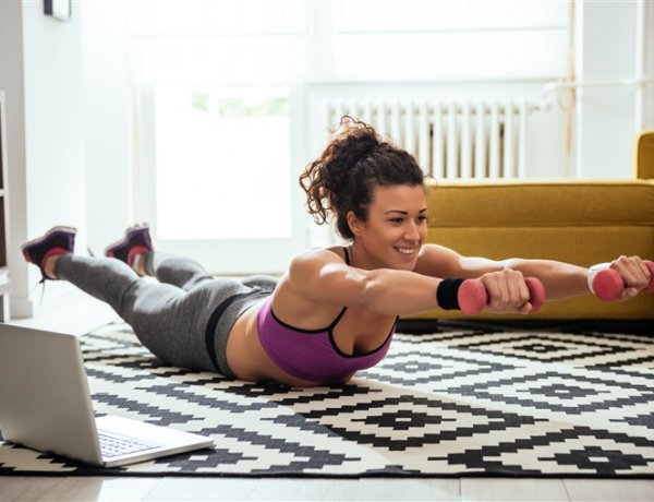 Ha kedd, akkor alakformáló aerobik és gerinctorna az Online Mozdulj Nyíregyházával!