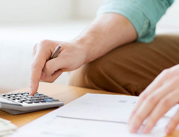 A hitelesek mintegy 20-30 százaléka élt már a törlesztés folytatásának lehetőségével