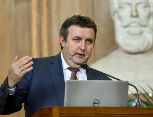 Szerdától érhető el a Gazdaságvédelmi Akcióterv kutatás-fejlesztési támogatása